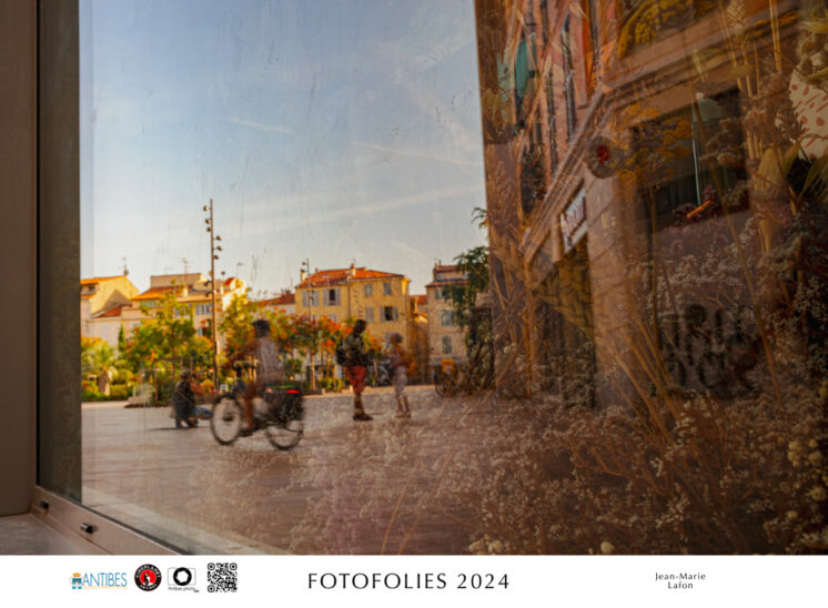 Fotofolies 2024 • Jean-Marie LAFON • Reflets • Photo 01